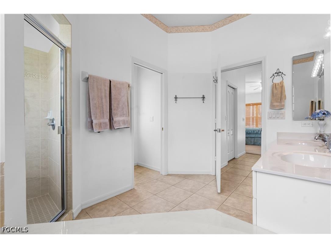 25900 Creekbend Drive Bonita Springs FL 34135 2026014790 image22