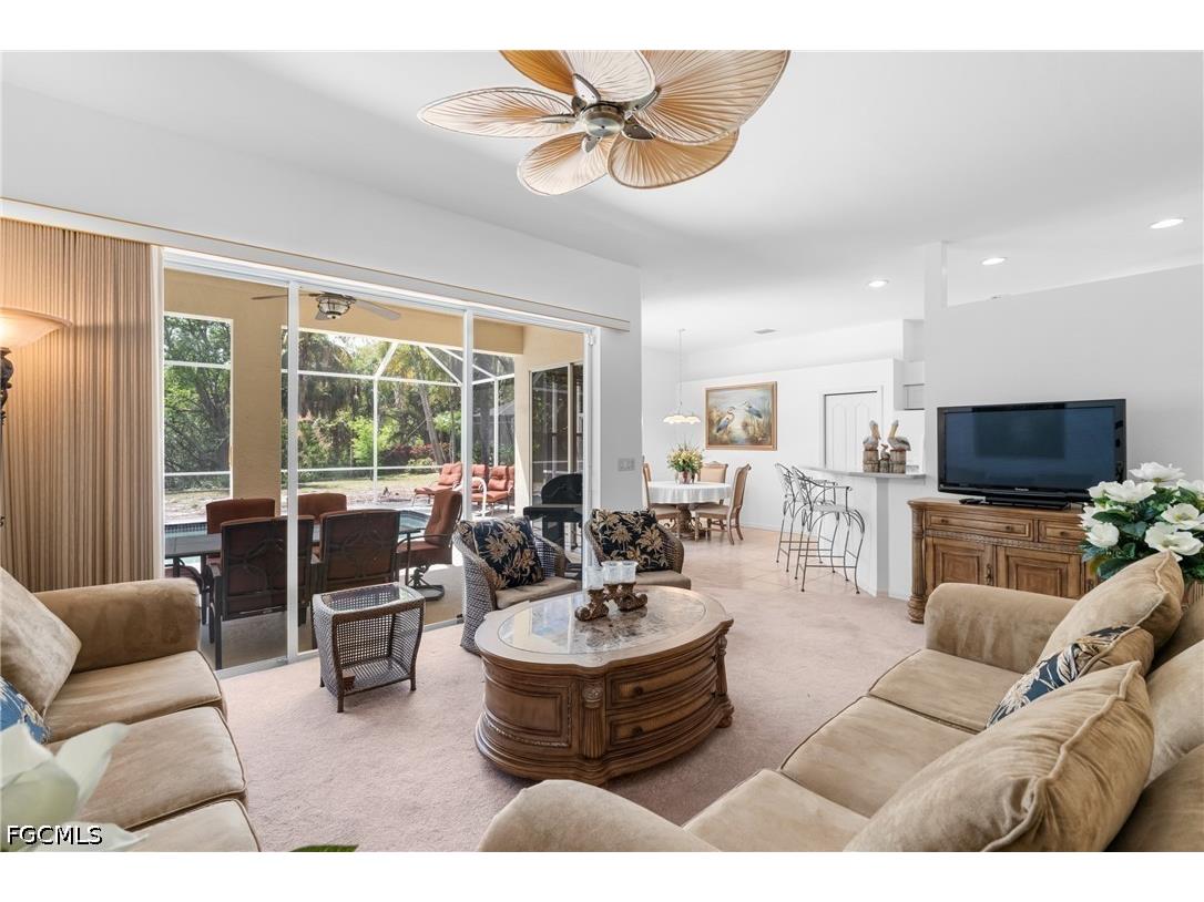 25900 Creekbend Drive Bonita Springs FL 34135 2026014790 image9