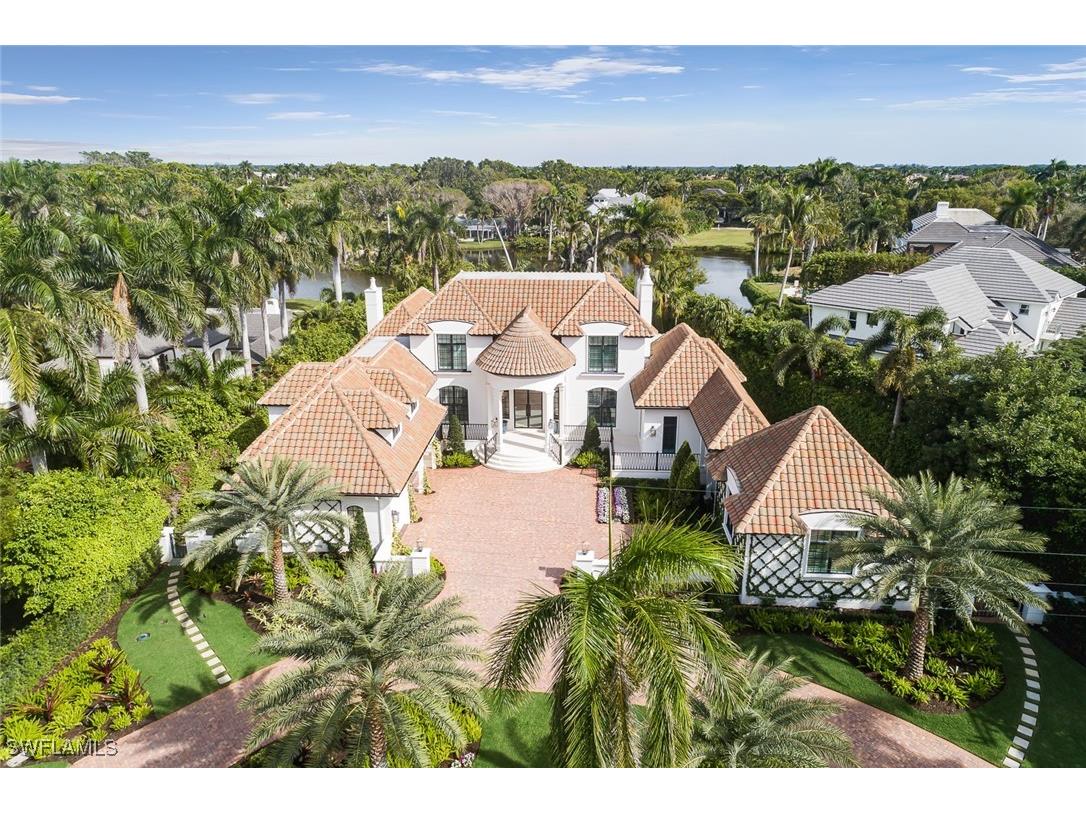 2595 Half Moon Walk Naples FL 34102 225054406 image1