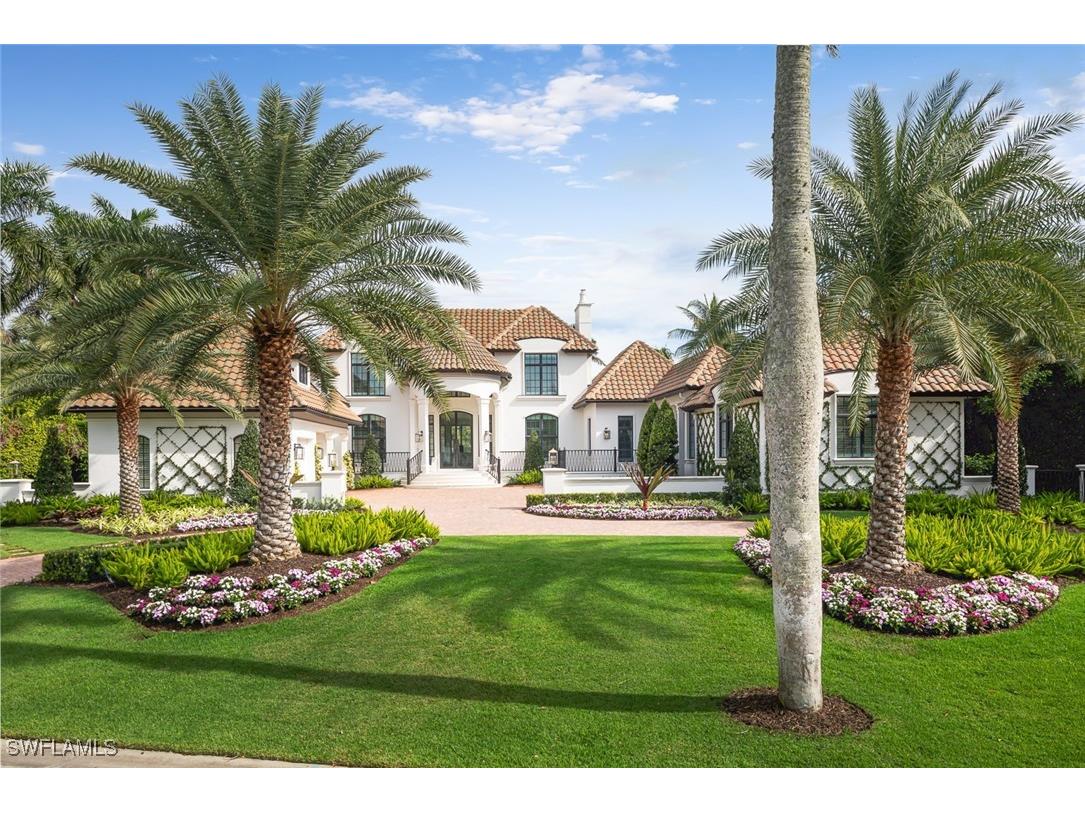 2595 Half Moon Walk Naples FL 34102 225054406 image2