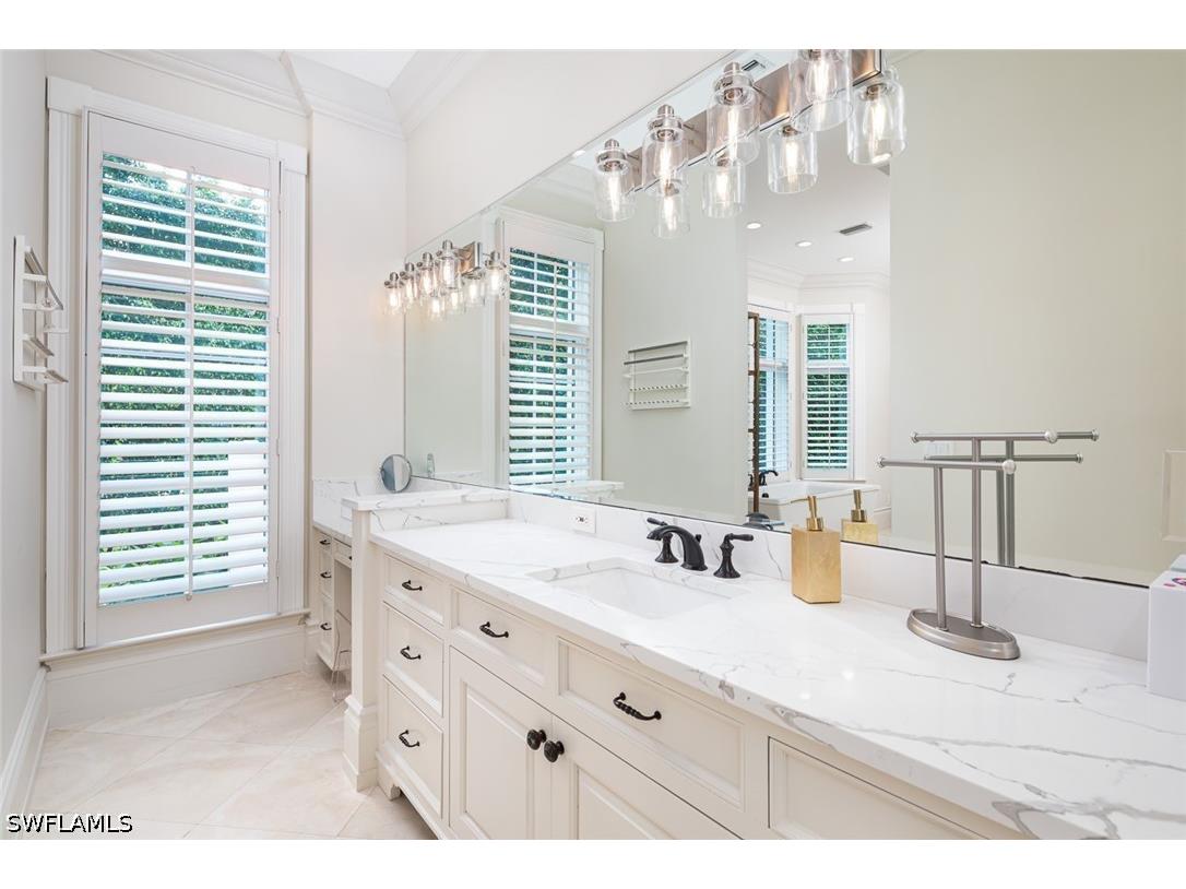 2595 Half Moon Walk Naples FL 34102 226019608 image19