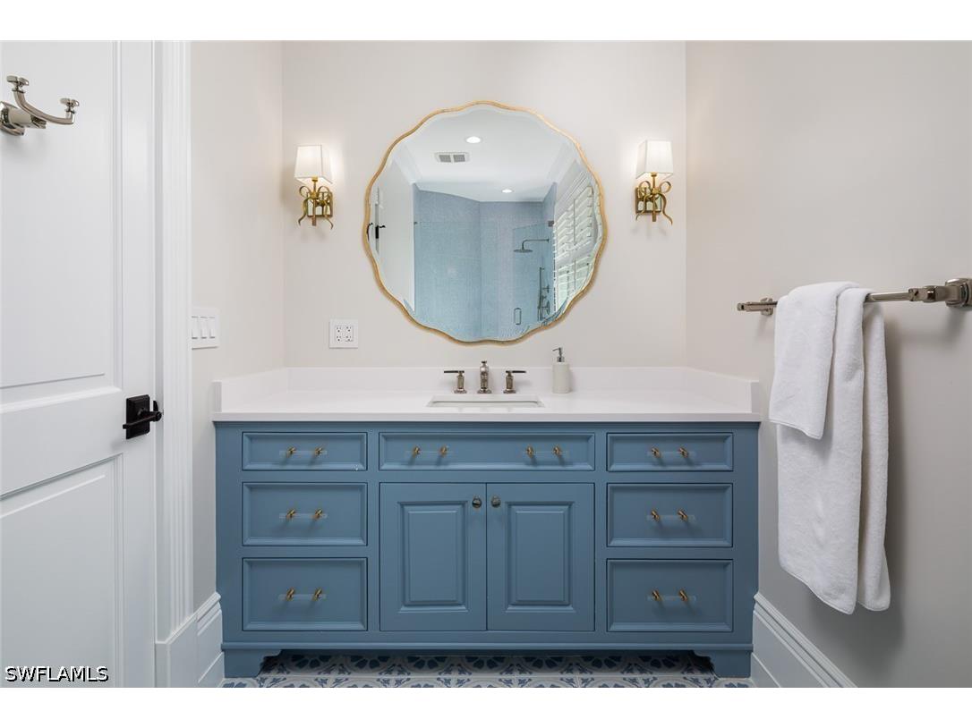 2595 Half Moon Walk Naples FL 34102 226019608 image28