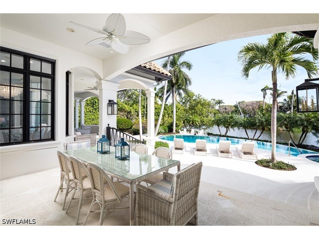 2595 Half Moon Walk Naples FL 34102 226019608 image30