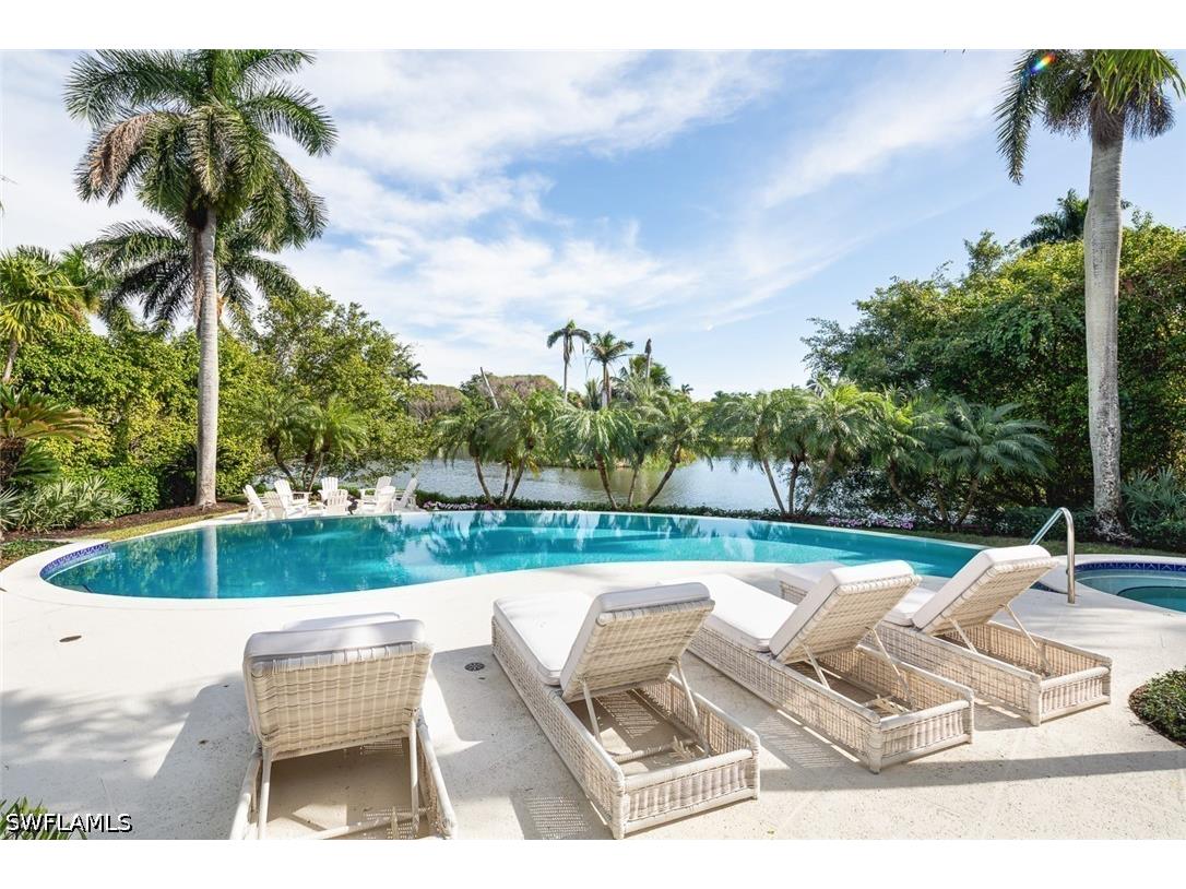 2595 Half Moon Walk Naples FL 34102 226019608 image31