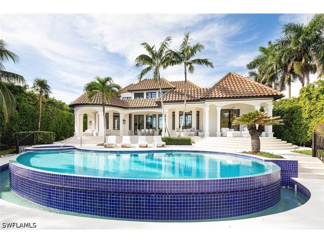 2595 Half Moon Walk Naples FL 34102 226019608 image38
