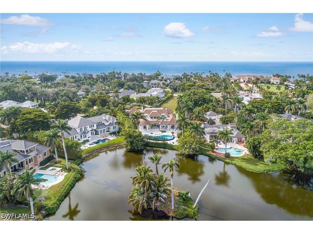 2595 Half Moon Walk Naples FL 34102 226019608 image48