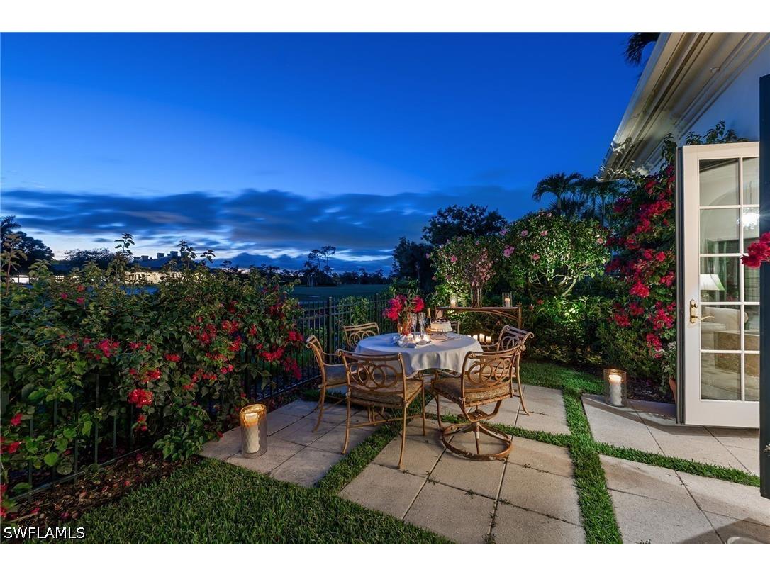 2595 Twinflower Lane Naples FL 34105 226015203 image4