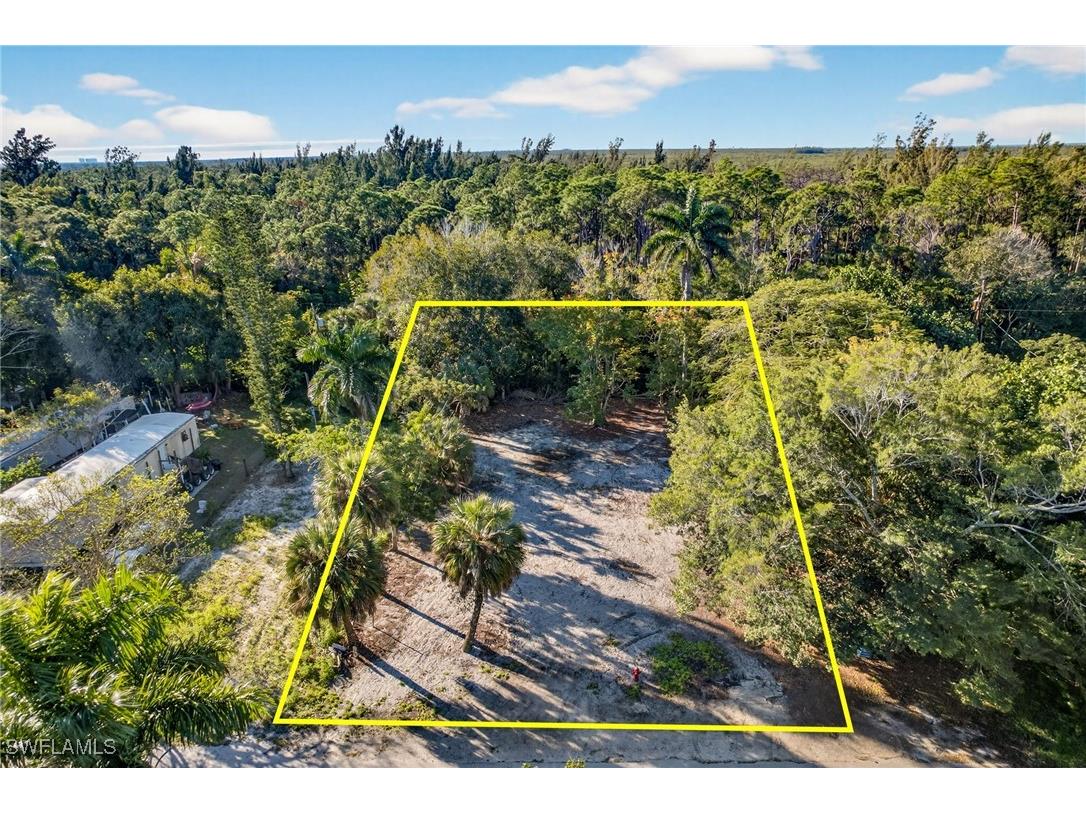 2596 Holly Avenue Naples FL 34112 226004454 image1