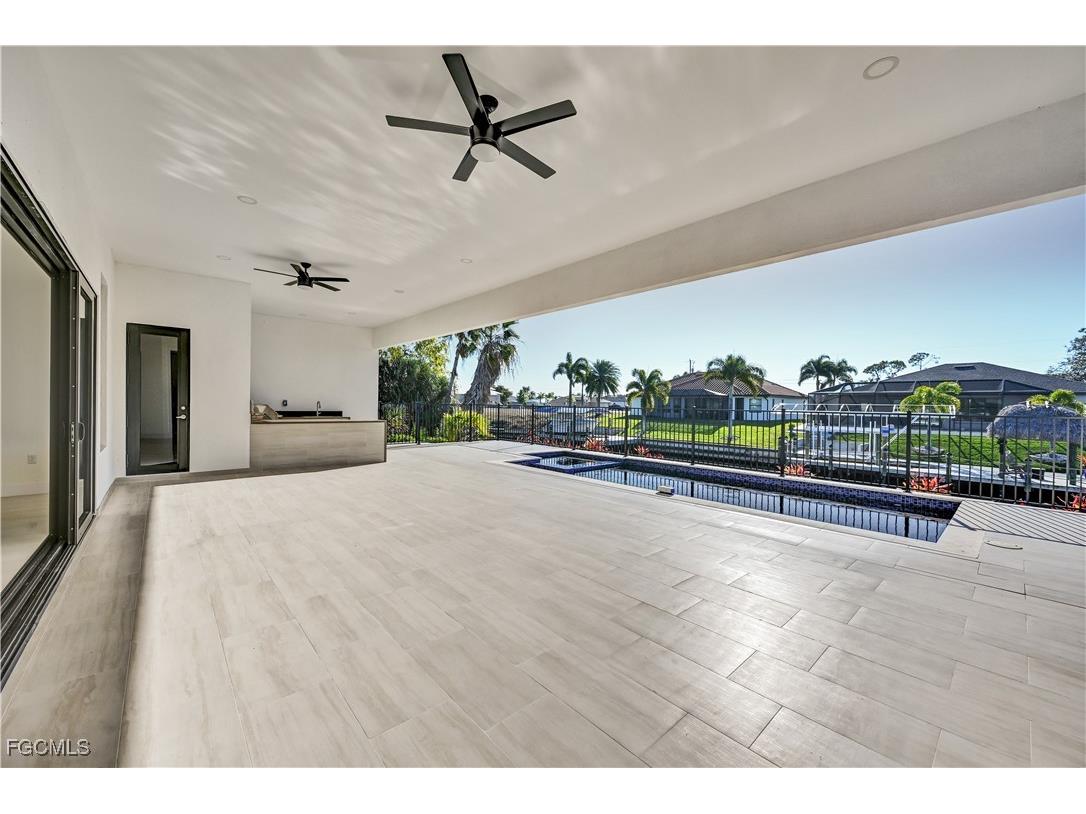2596 Surfside Boulevard Cape Coral FL 33914 2025016755 image14