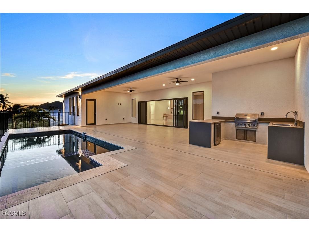 2596 Surfside Boulevard Cape Coral FL 33914 2025016755 image16