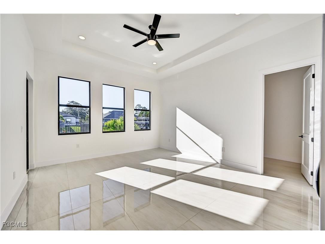 2596 Surfside Boulevard Cape Coral FL 33914 2025016755 image18