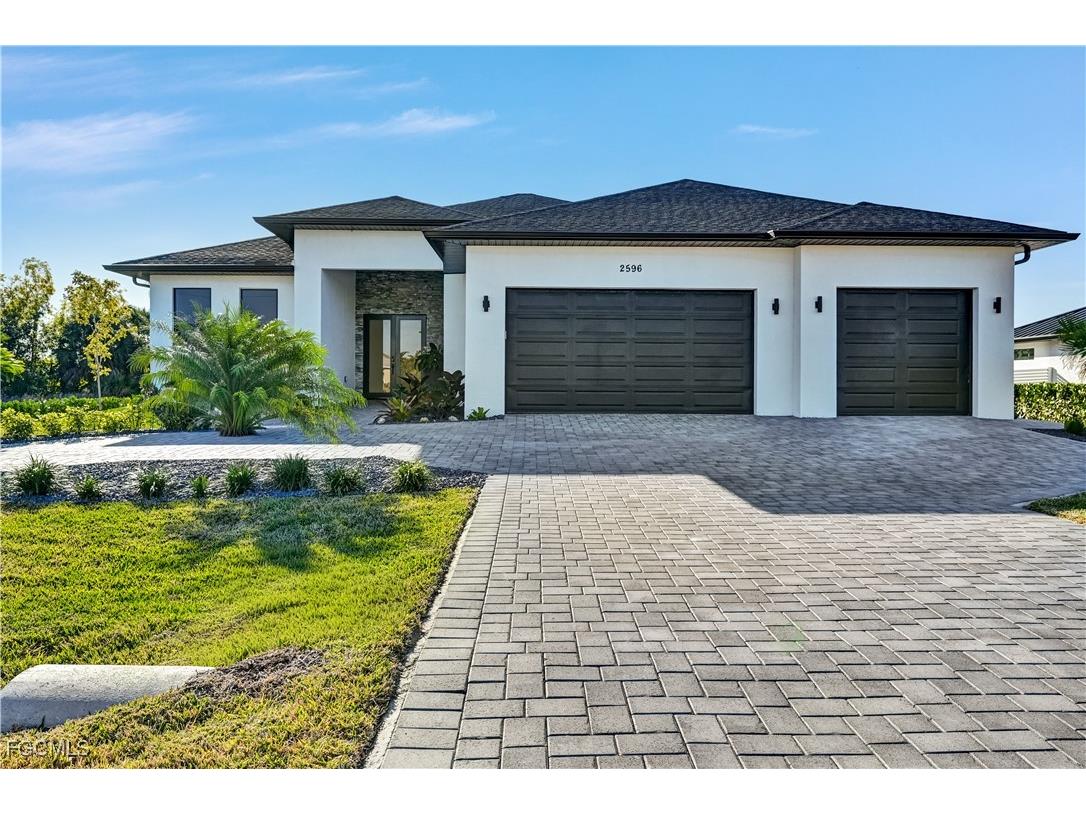 2596 Surfside Boulevard Cape Coral FL 33914 2025016755 image4