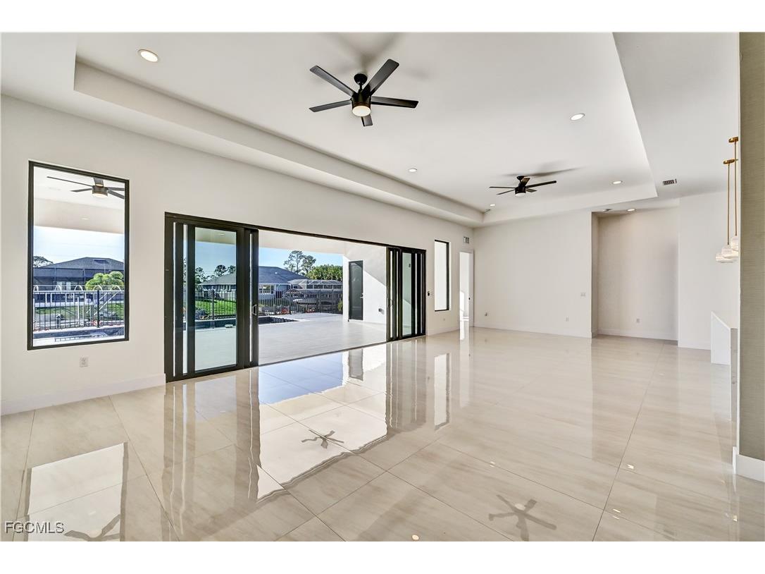 2596 Surfside Boulevard Cape Coral FL 33914 2025016755 image9