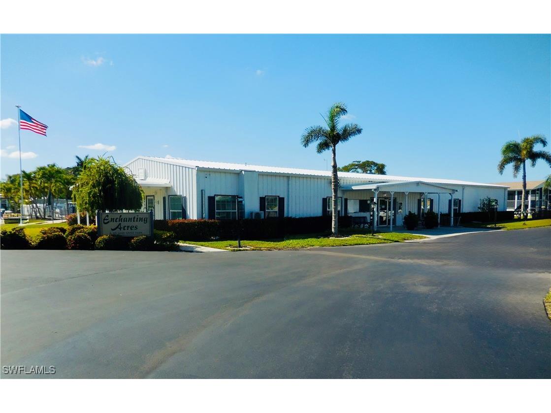 26 Enchanting Boulevard Naples FL 34112 225079929 image7