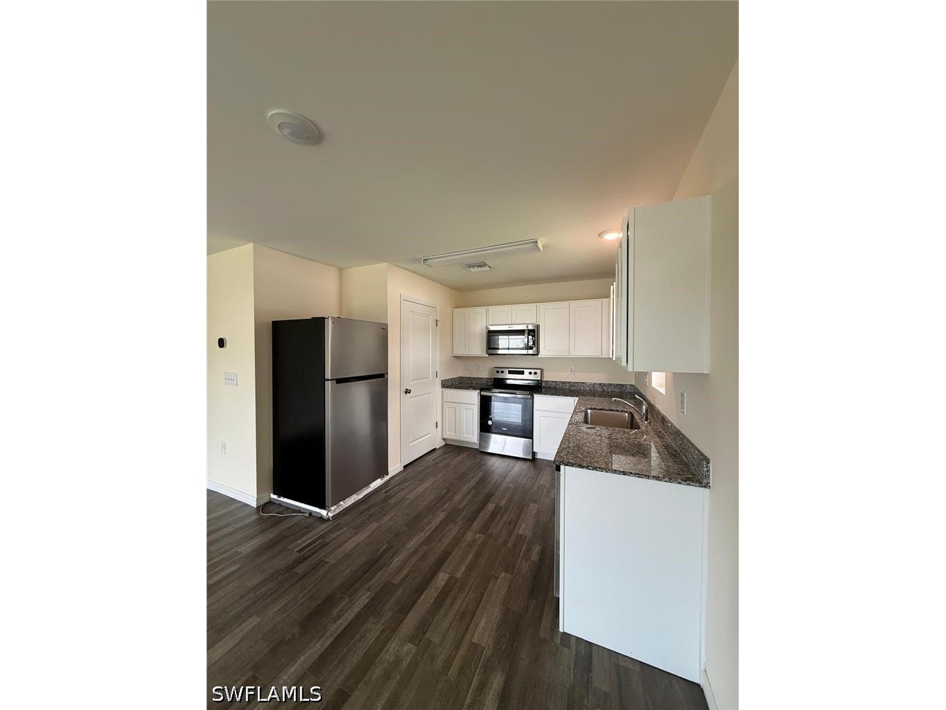 26 NE 12th Terrace Cape Coral FL 33909 226027209 image2