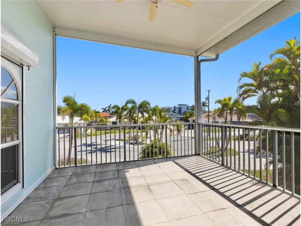 26 Palmview Boulevard Fort Myers Beach FL 33931 2025016809 image10