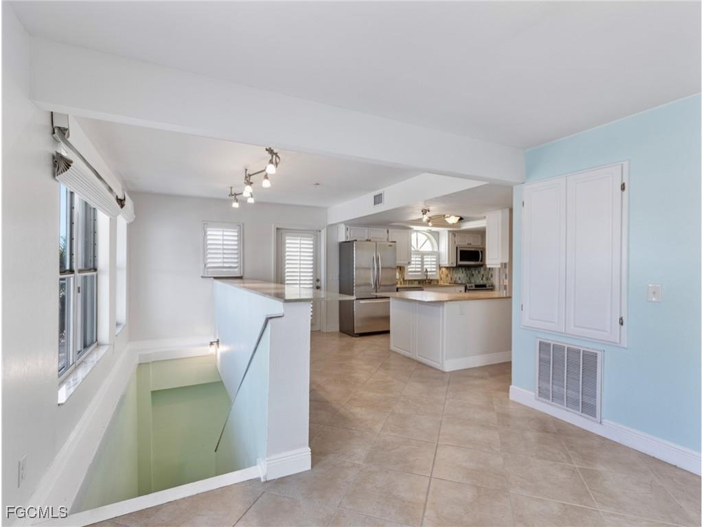 26 Palmview Boulevard Fort Myers Beach FL 33931 2025016809 image36