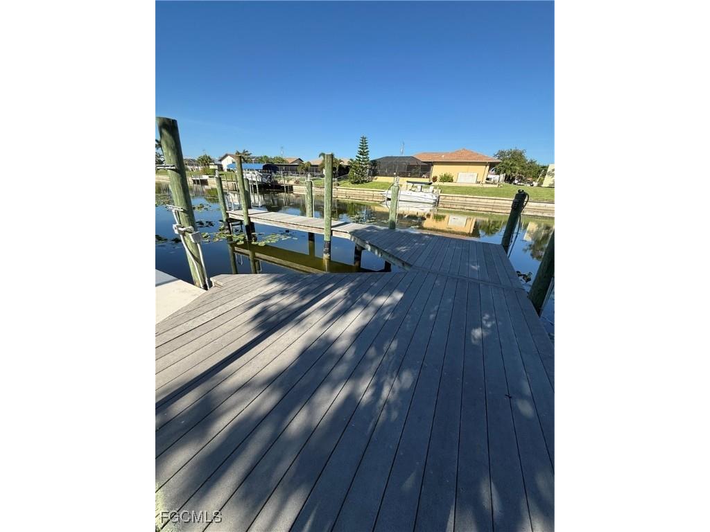 26 SE 13th Avenue Cape Coral FL 33990 2025006565 image10