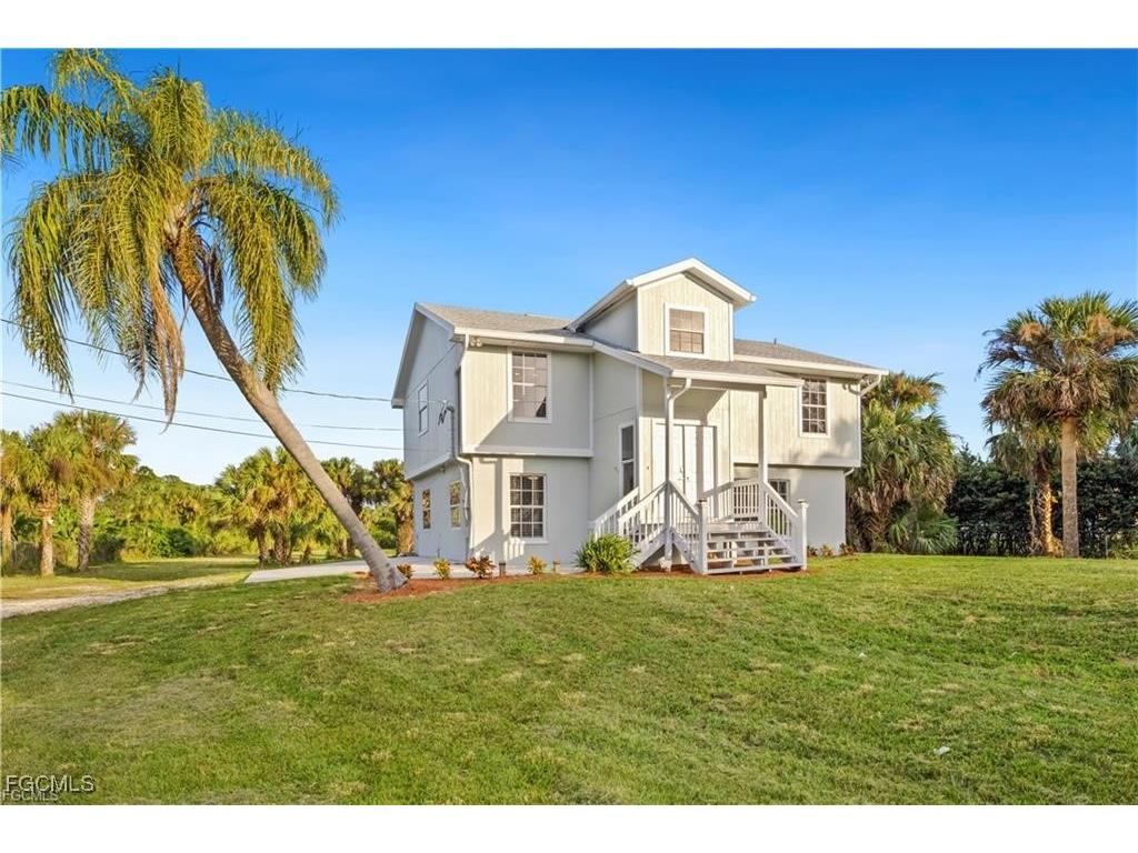 260 13th Street SW Naples FL 34117 2026003279 image1