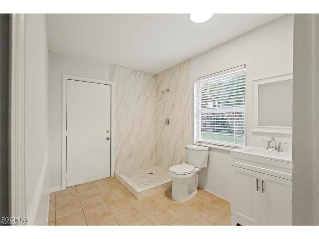 260 13th Street SW Naples FL 34117 2026003279 image9