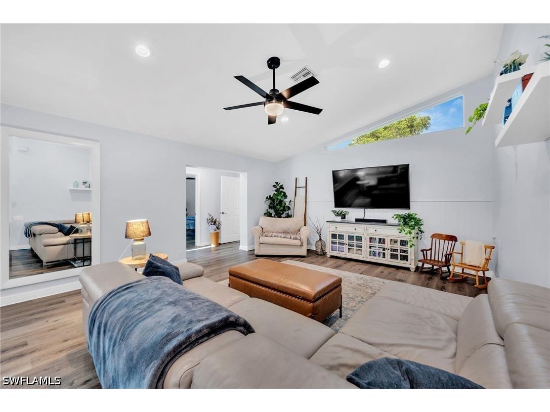 260 20th Avenue NE Naples FL 34120 226021289 image5