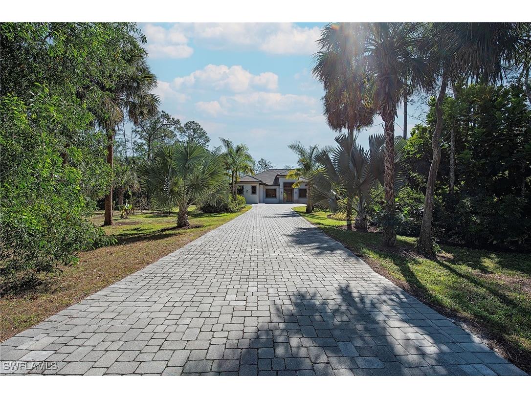 260 23rd Street NW Naples FL 34120 225032372 image19