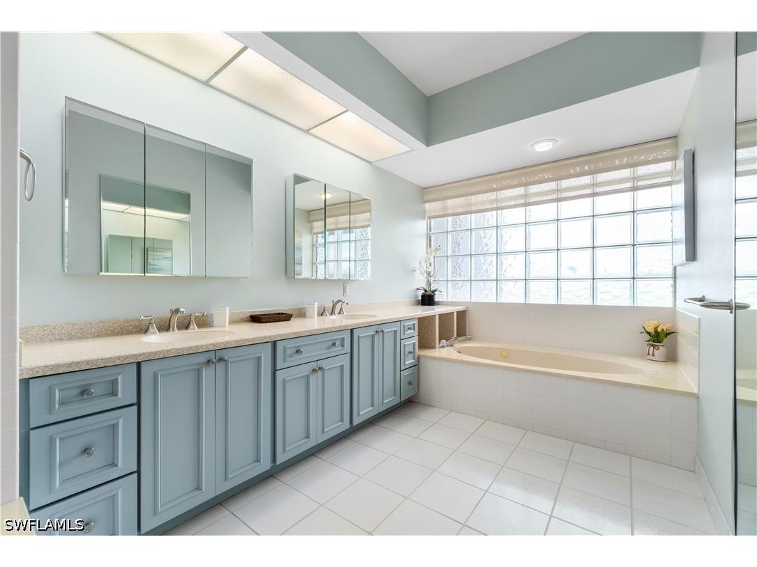 260 Barefoot Beach Boulevard #301 Bonita Springs FL 34134 226016713 image23