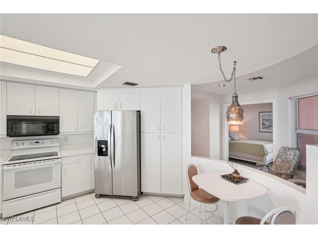 260 Barefoot Beach Boulevard #302 Bonita Springs FL 34134 225071880 image9