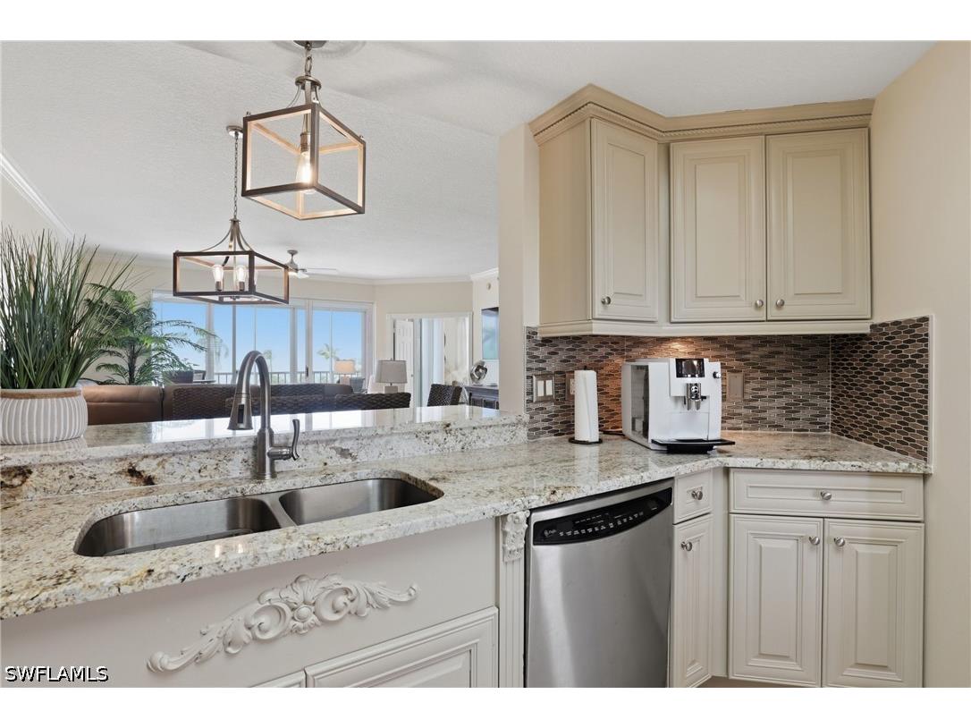 260 Barefoot Beach Boulevard #304 Bonita Springs FL 34134 226015212 image4