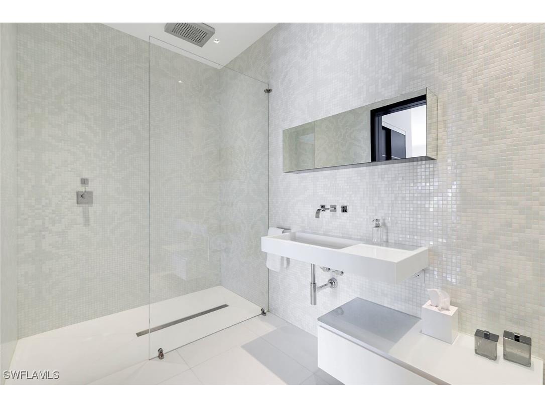 260 Channel Drive Naples FL 34108 225076105 image27