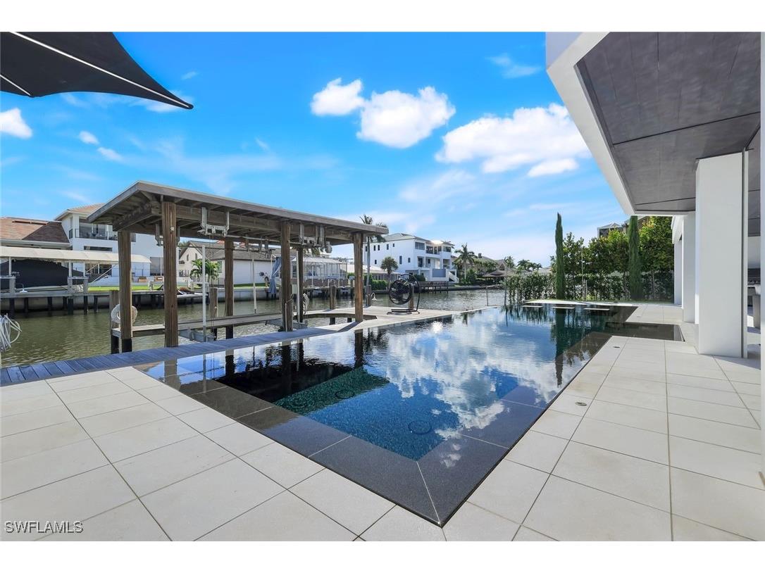 260 Channel Drive Naples FL 34108 225076105 image38