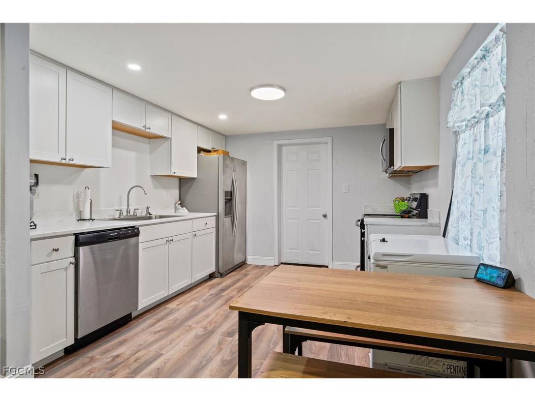 260 Delray Avenue Fort Myers FL 33905 2026007047 image3