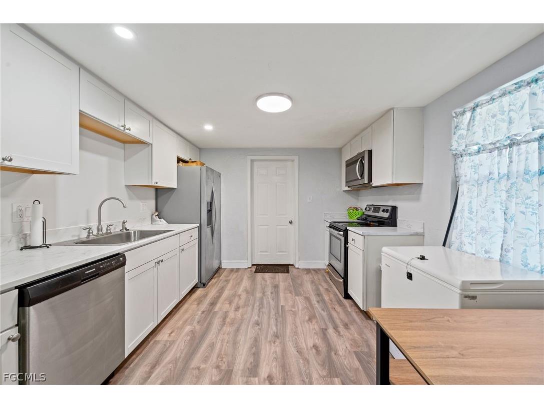 260 Delray Avenue Fort Myers FL 33905 2026007047 image4