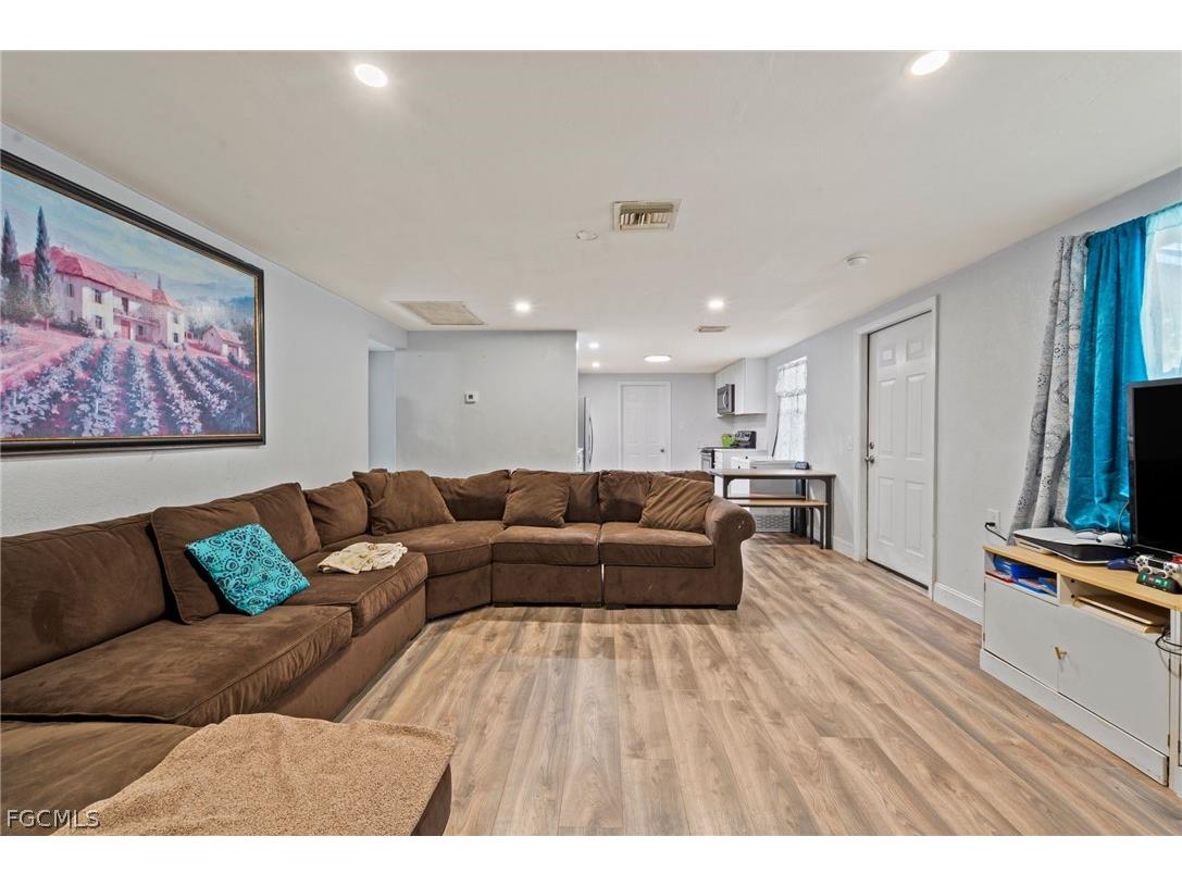 260 Delray Avenue Fort Myers FL 33905 2026007047 image6