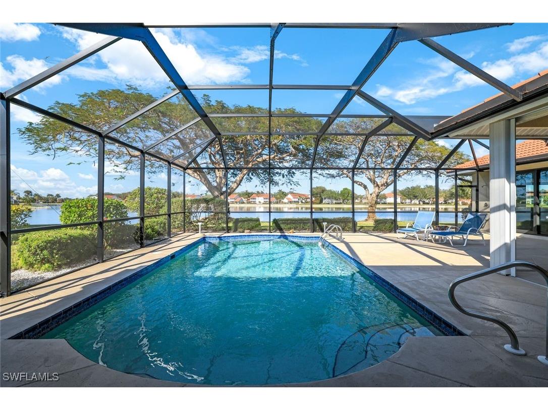 260 Lambton Lane Naples FL 34104 224095937 image1