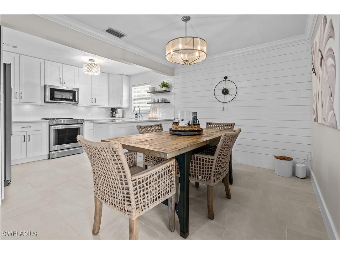 260 Lanchester Court #36 Naples FL 34112 225078046 image1