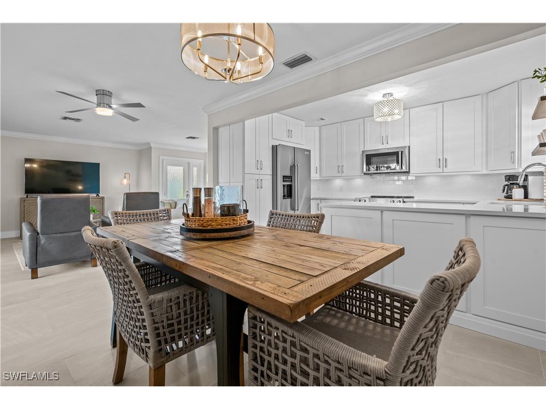 260 Lanchester Court #36 Naples FL 34112 225078046 image5