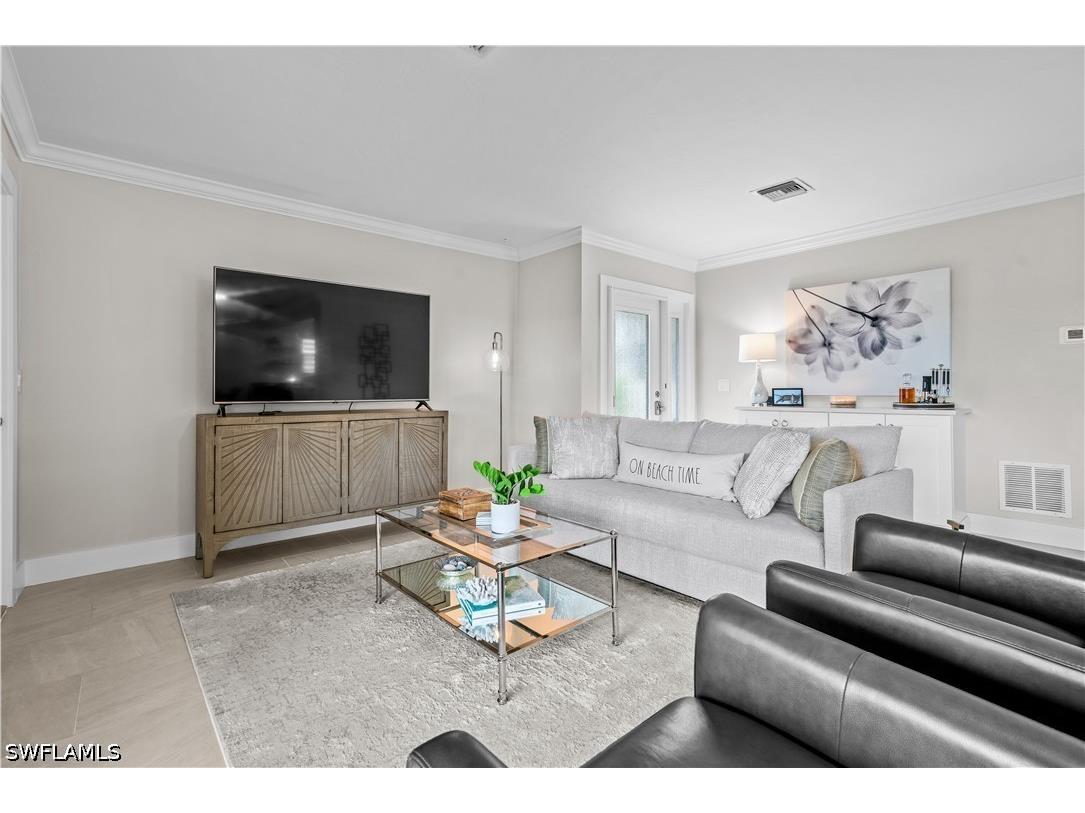 260 Lanchester Court #36 Naples FL 34112 226022460 image7