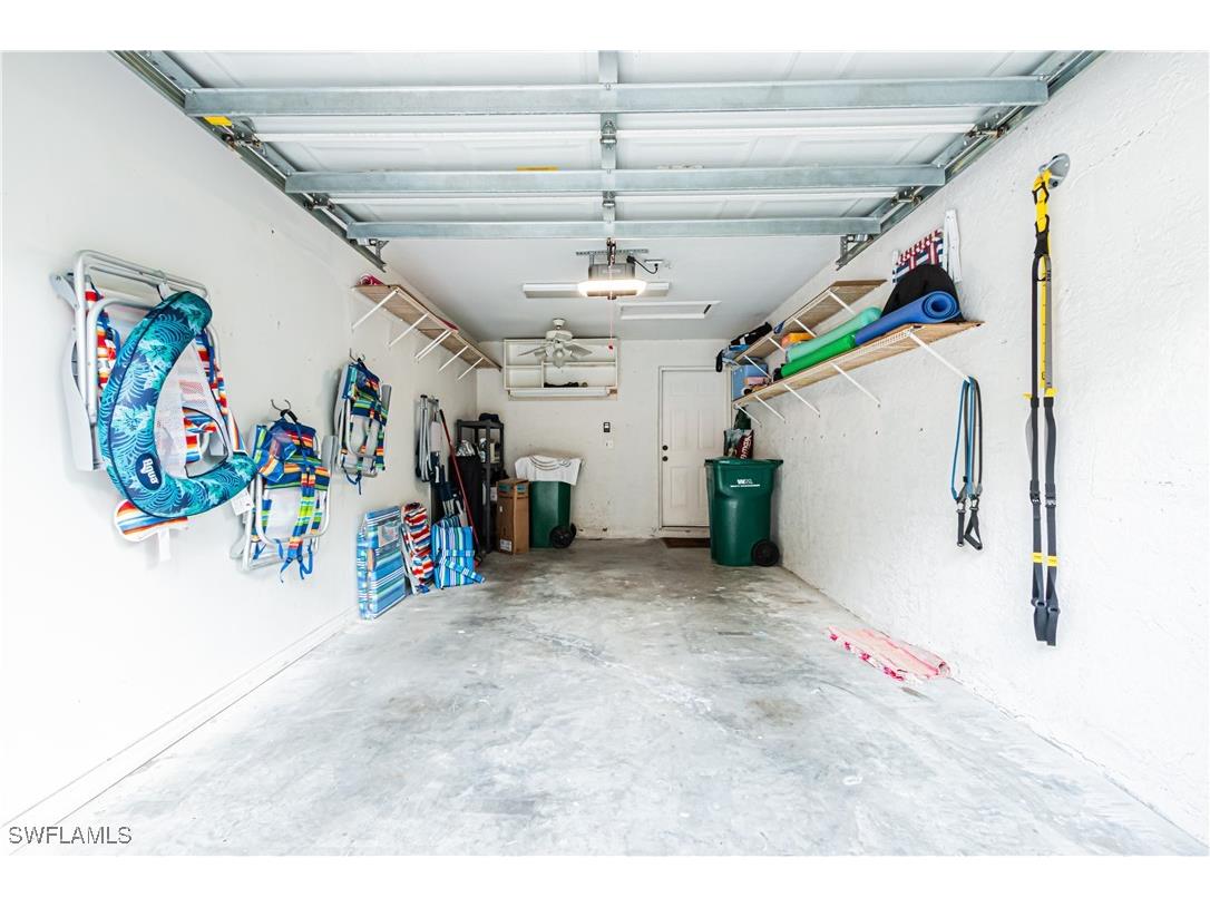 260 Robin Hood Circle #202 Naples FL 34104 225051106 image4