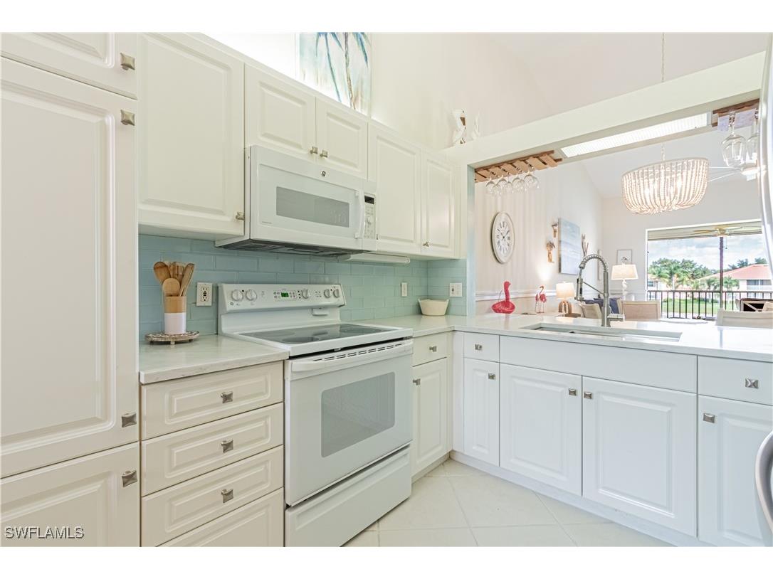 260 Robin Hood Circle #202 Naples FL 34104 225051106 image7