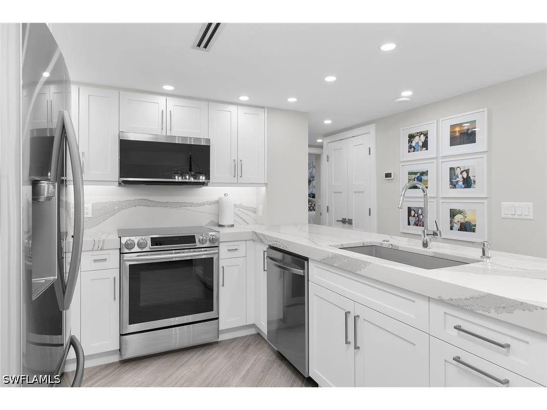 260 Seaview Court #1409 Marco Island FL 34145 226019431 image5