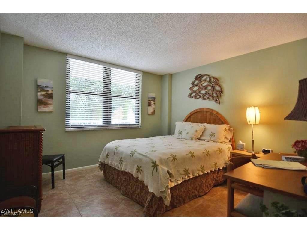 260 Seaview Court #404 Marco Island FL 34145 225053355 image12