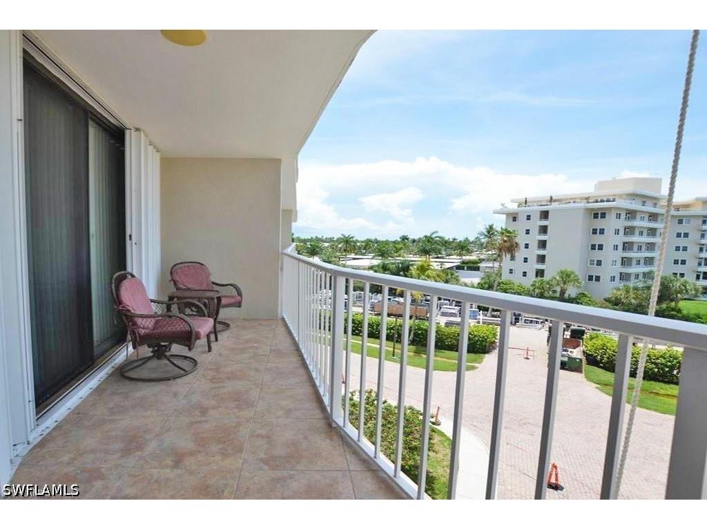 260 Seaview Court #404 Marco Island FL 34145 226018998 image16