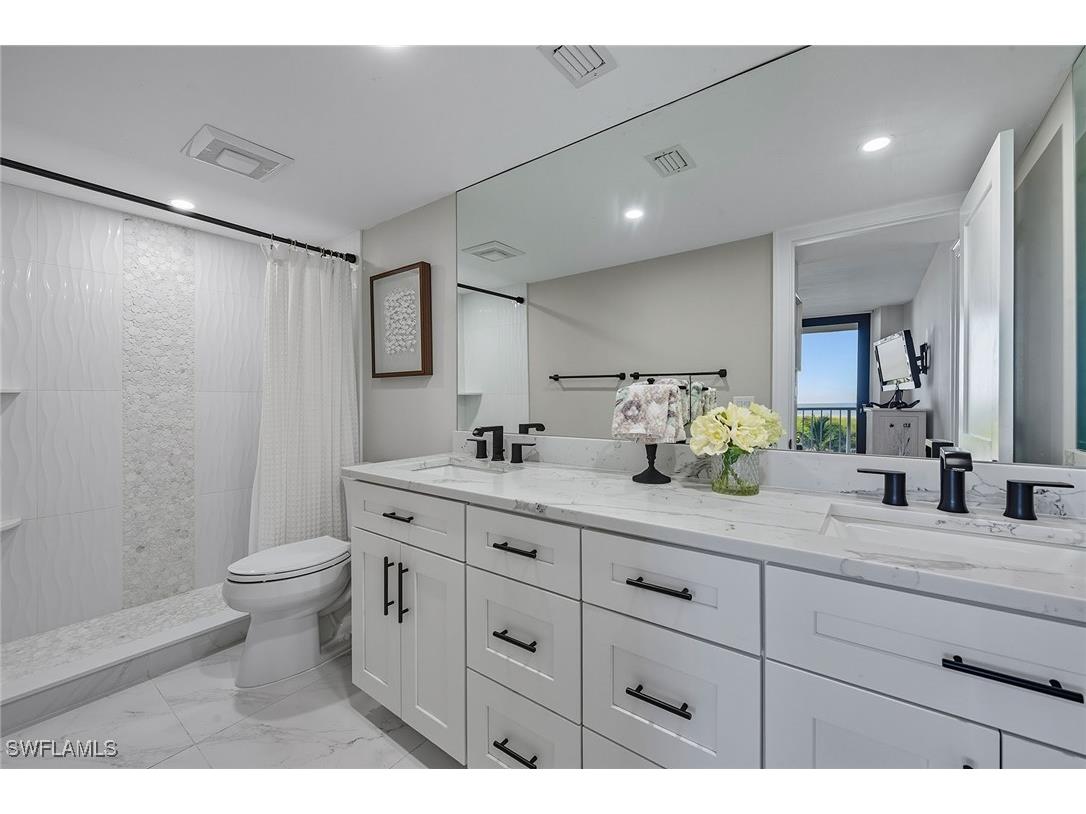 260 Seaview Court #601 Marco Island FL 34145 225072986 image17