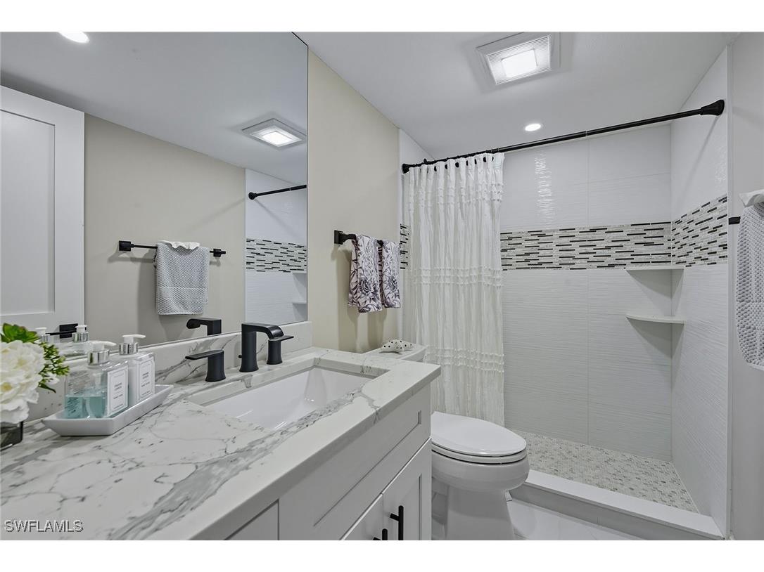 260 Seaview Court #601 Marco Island FL 34145 225072986 image21