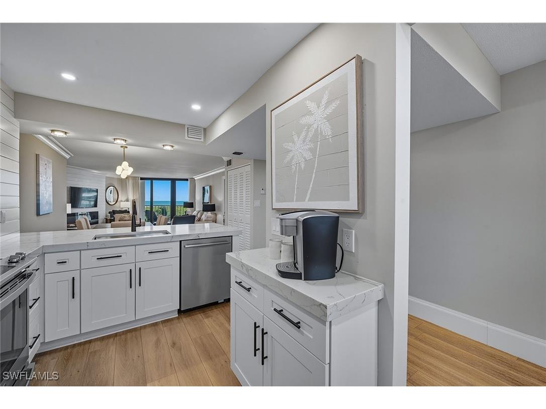 260 Seaview Court #601 Marco Island FL 34145 225072986 image6