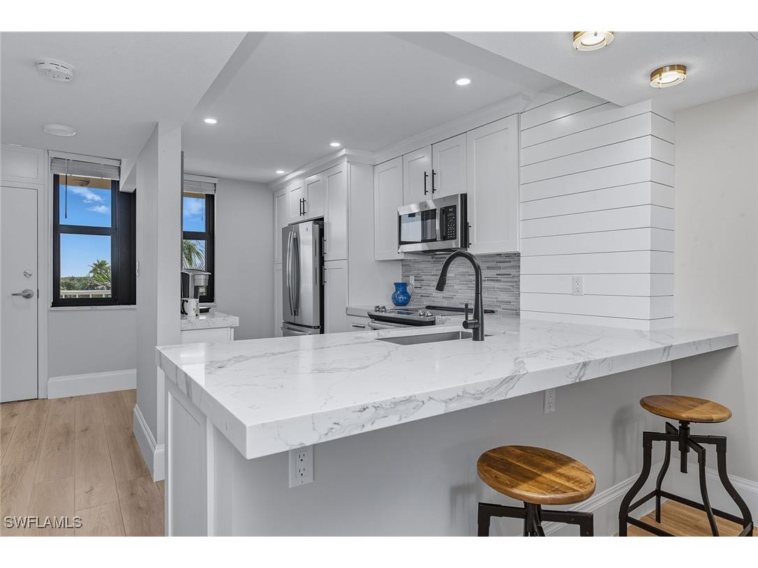 260 Seaview Court #601 Marco Island FL 34145 225072986 image7