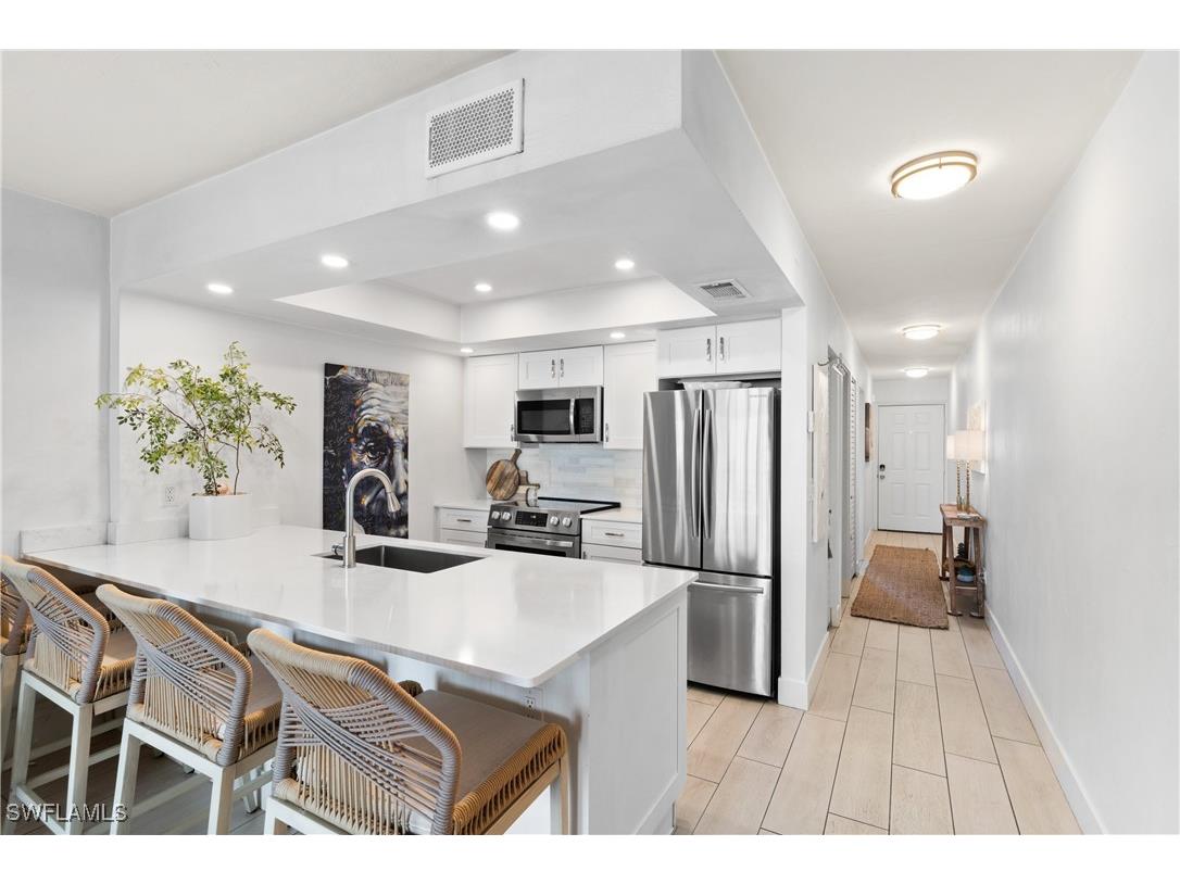 260 Southbay Drive #107 Naples FL 34108 225082030 image10