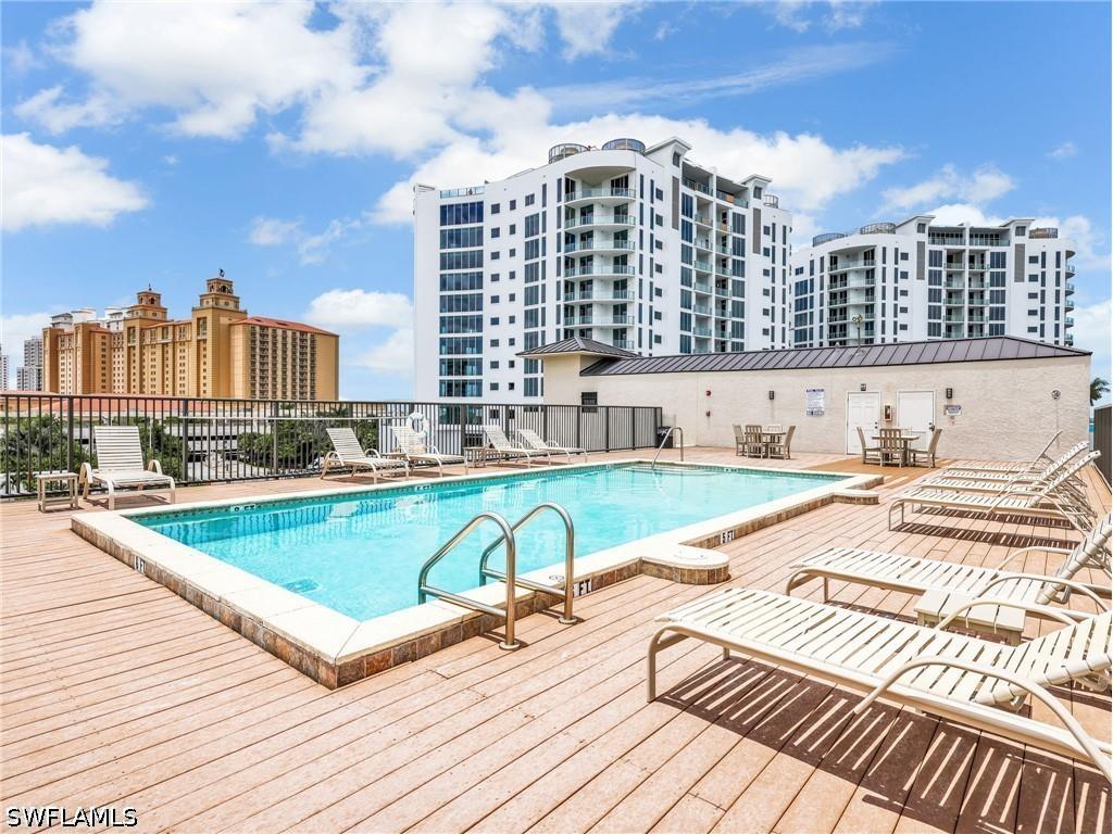 260 Southbay Drive #107 Naples FL 34108 226022043 image1