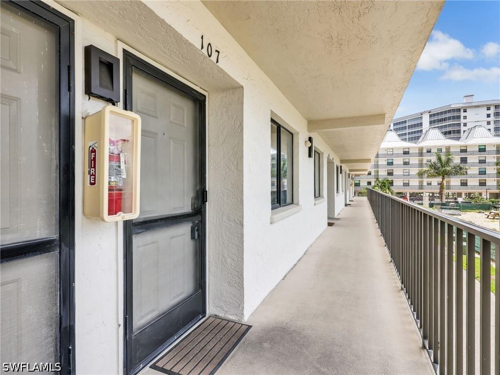 260 Southbay Drive #107 Naples FL 34108 226022043 image7